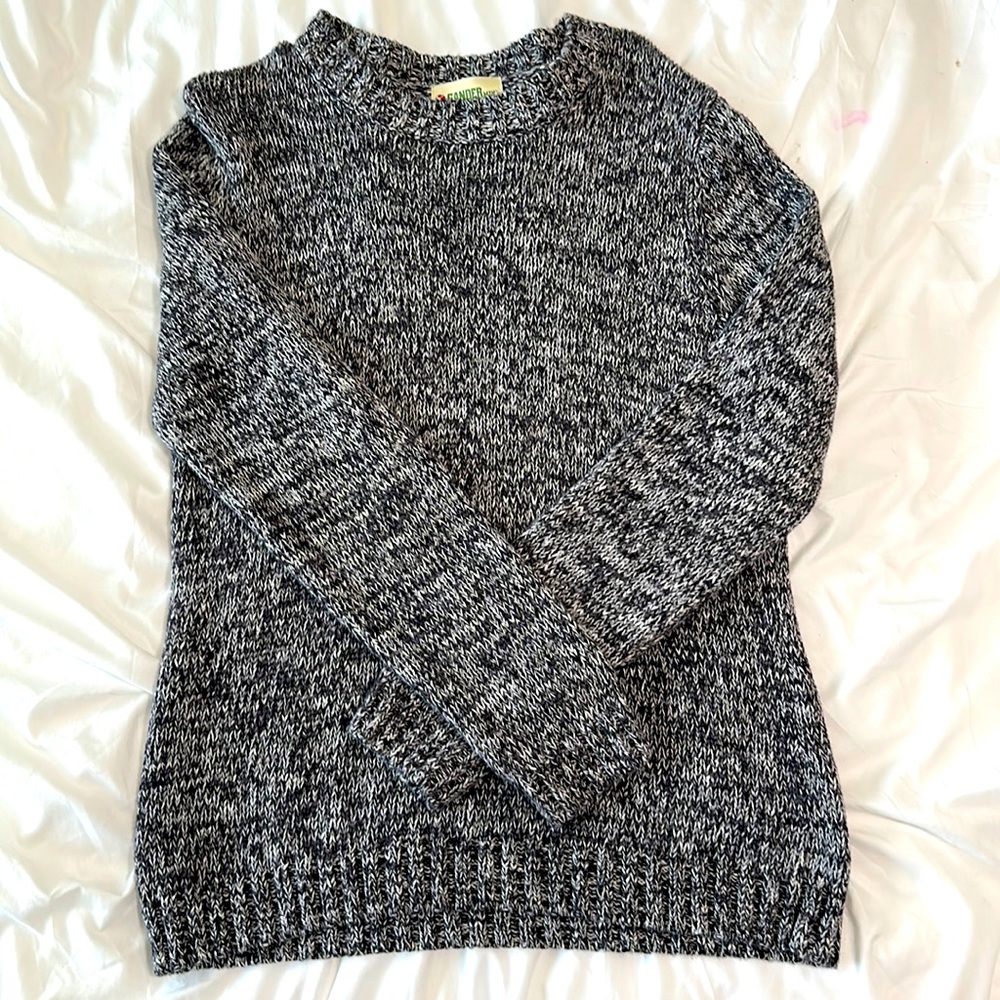 Pull over sweater